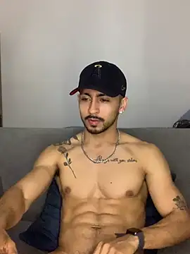 Chat +18 de NicolasChest_xxx ao vivo