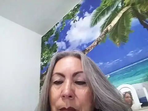 EvaRobinson's Live XXX Chat