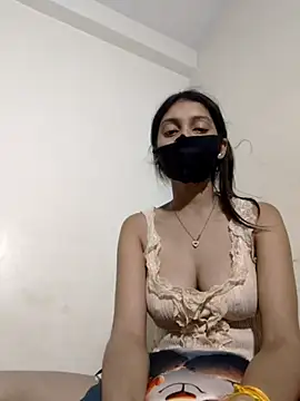Czat XXX na żywo – pooja_riya