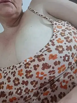 Sua_Gigi – Live XXX-chat