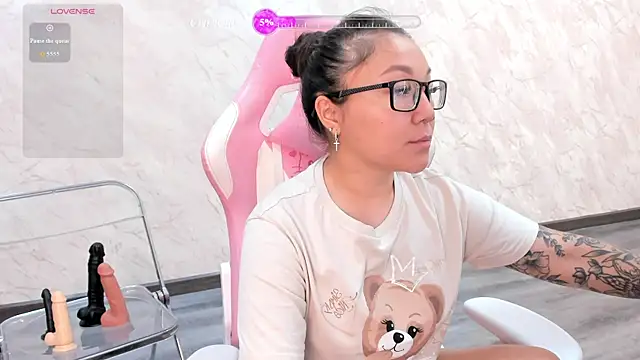 gentle_muse's Live XXX Chat