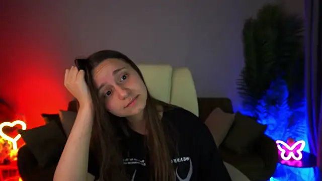 TinyNatalie Live XXX-Chat