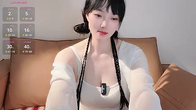 upoo7lt's Live XXX Chat