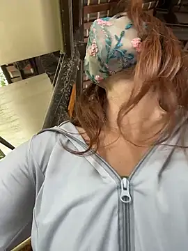 Czat XXX na żywo – kiss_loo