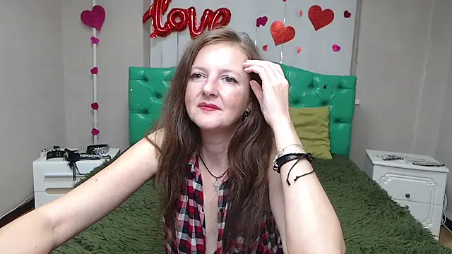 MeganPirsn Live XXX chat