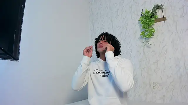 Živý XXX chat boys_hardroom