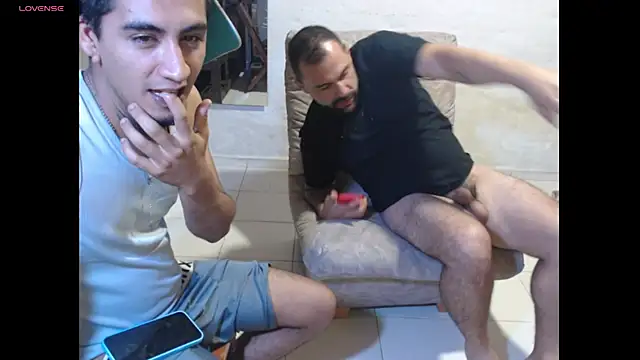 Czat XXX na żywo – maxI_dick33