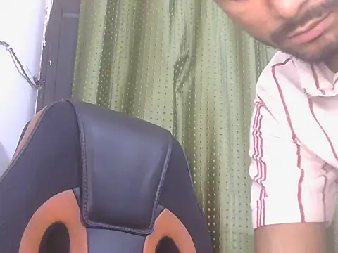Chat XXX Live Stubborndesiboy