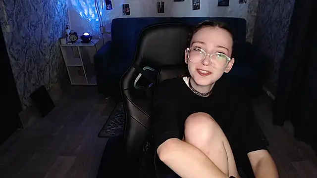 AmeliaKamishiro's Live XXX Chat