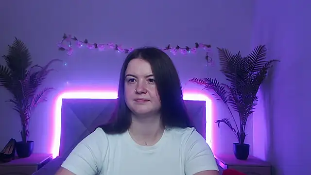 Chat +18 de MavkaCute ao vivo