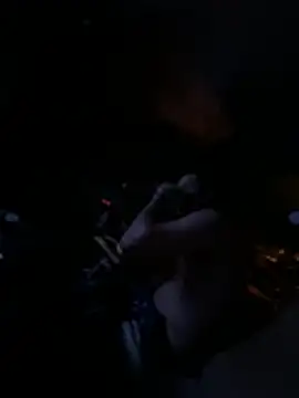 charactrzero élő XXX-chatje