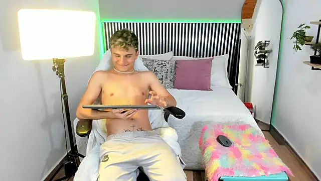 Chat XXX en directo de Valerius_Angel