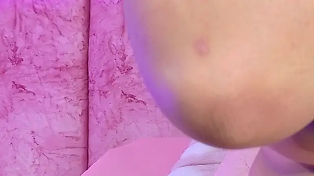emmacurvy's Live XXX Chat