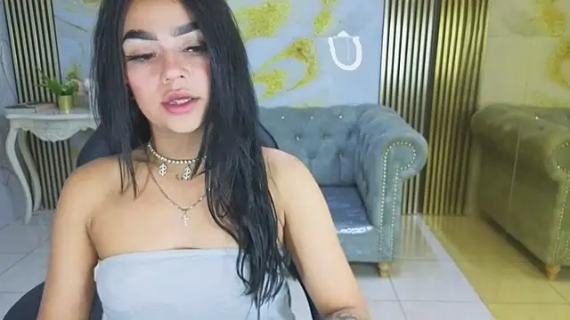 XXX chat uživo modela babi__s