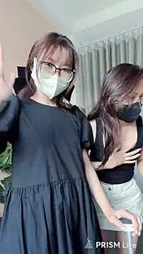 Nami__ Pertunjukan Webcam
