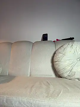 XXX chat uživo modela GabyMejiaa