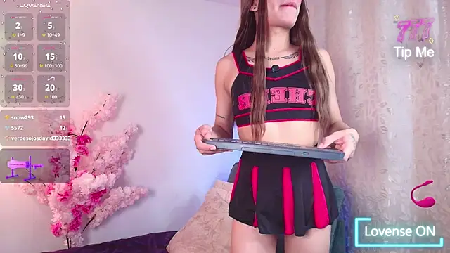 Aria_Bugatti live XXX chat