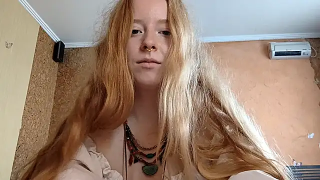 Chat XXX en directo de KateVibe_01