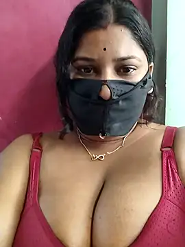 pinkisaha75 Chat XXX in diretta