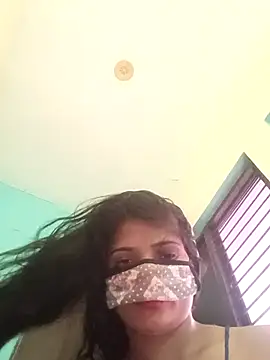 Shreya-Shetty09 Adlı Modelin Canlı XXX Sohbeti