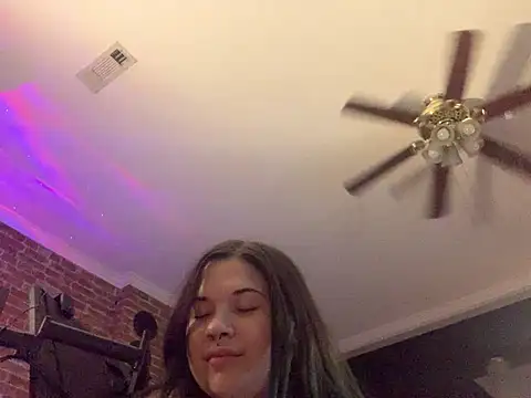 Jynx420friendly's Live XXX Chat