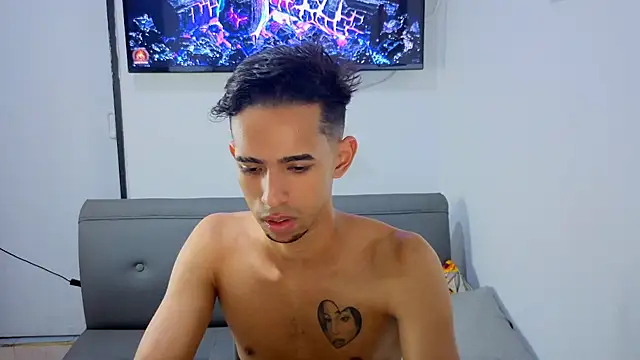 Онлайн чат XXX alexandro260