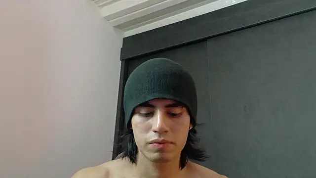 eren_jeager live XXX chat
