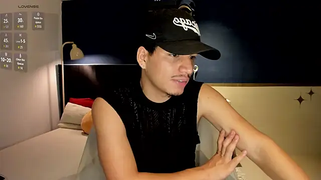Naxttan Live XXX Chat