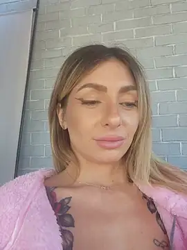 SofiaLace Chat XXX live