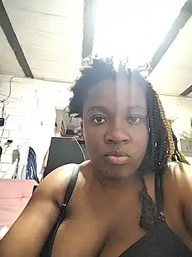 Chat +18 de Danna2001 ao vivo
