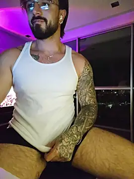 Chat +18 de AngelBlack__ ao vivo