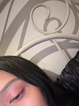 Chat +18 de JIORYOvO ao vivo