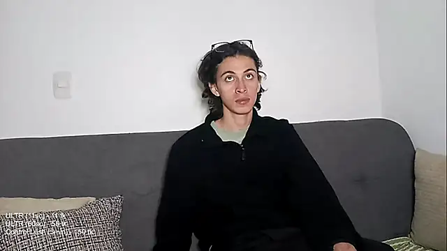 You_Sissy: απευθείας συνομιλία ΧΧΧ