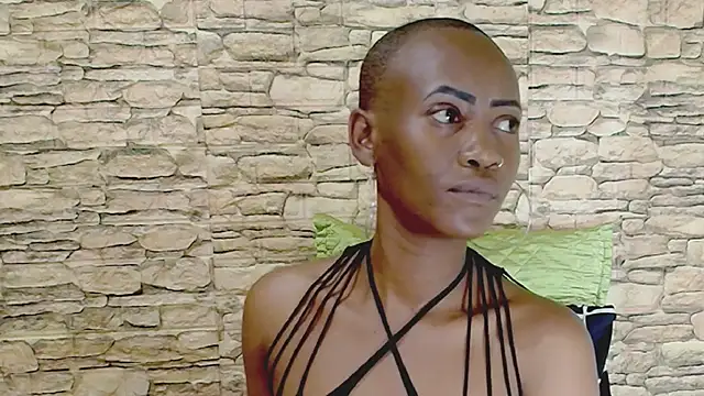 Chat XXX en directo de EbonyOlive69