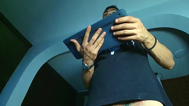 Živý XXX chat Lycan__
