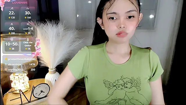 wildest_fantasy's Live XXX Chat