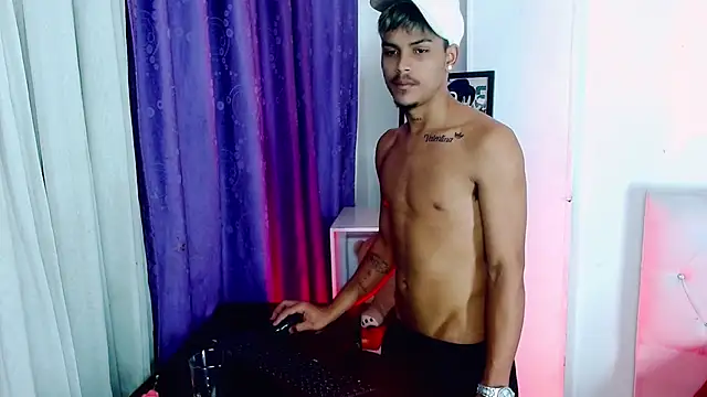 Онлайн чат XXX Angel_foxc13