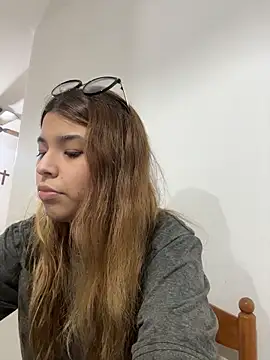 baddieasiantv's Live XXX Chat