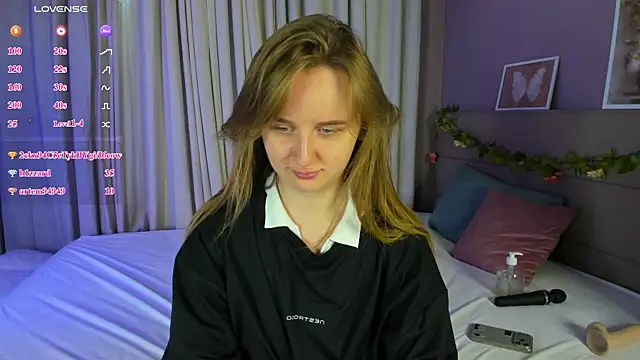 Rina_Panic live XXX chat