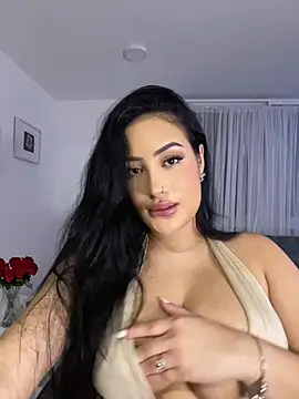 HELLEN_SANTOS Adlı Modelin Canlı XXX Sohbeti