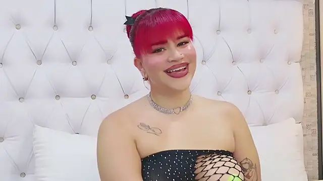 CherryTayloor's Live XXX Chat