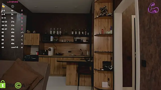 Model_Mike élő XXX-chatje