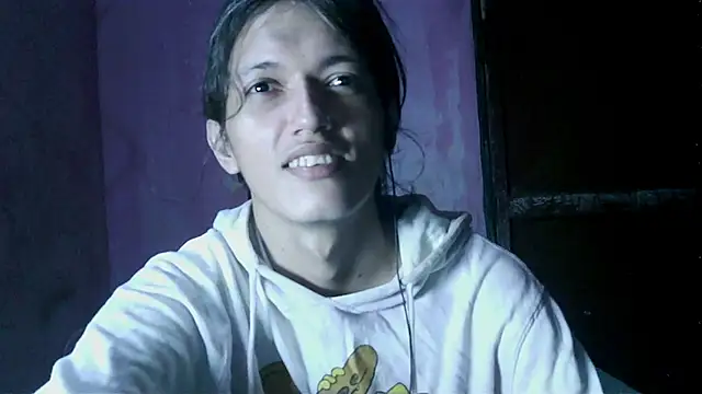 Chat +18 de cherryuwu ao vivo