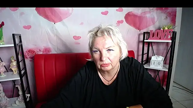 RenataDaster Chat XXX in diretta