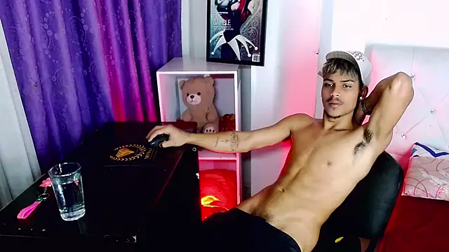 Chat XXX en directo de Angel_foxc13