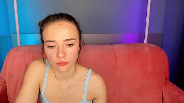 Chatroom XXX en direct de VasilisaTheWiseX