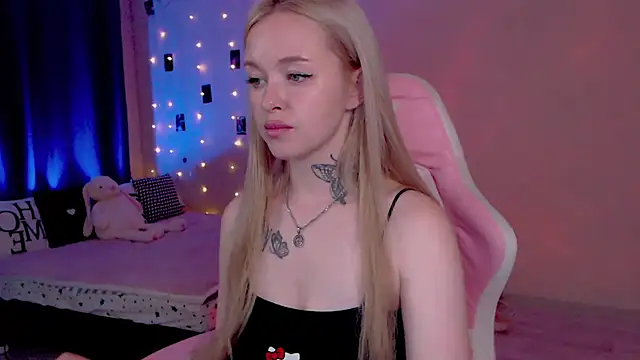 Chatroom XXX en direct de Naughty_Mable