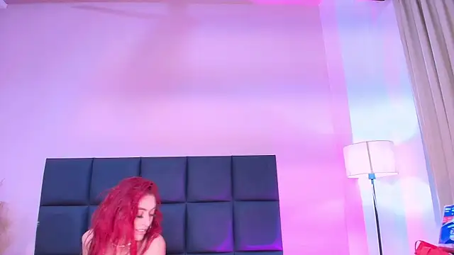 צ'אט XXX בשידור חי של JupiteFox