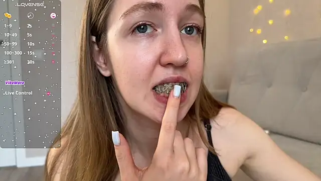weshycouple's Live XXX Chat