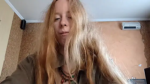 Chatroom XXX en direct de KateVibe_01